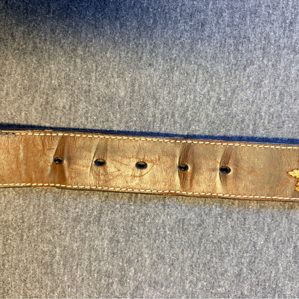 Brown Leather Women's Western Belt with Ornate Silver Buckle - Picture 5 of 8